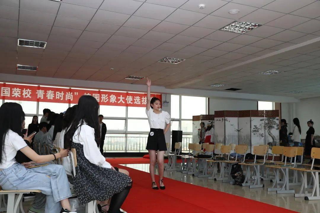最美的校园女生65