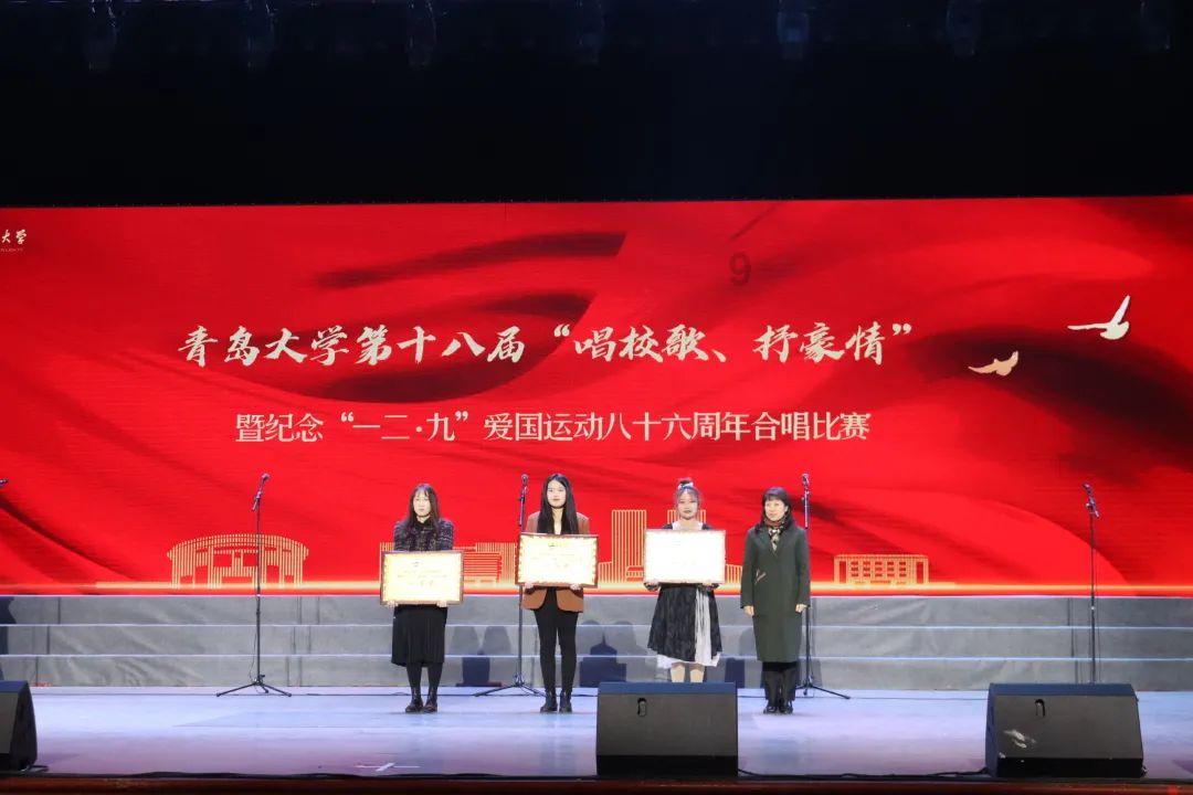 小猫钓鱼游戏龙王版有船