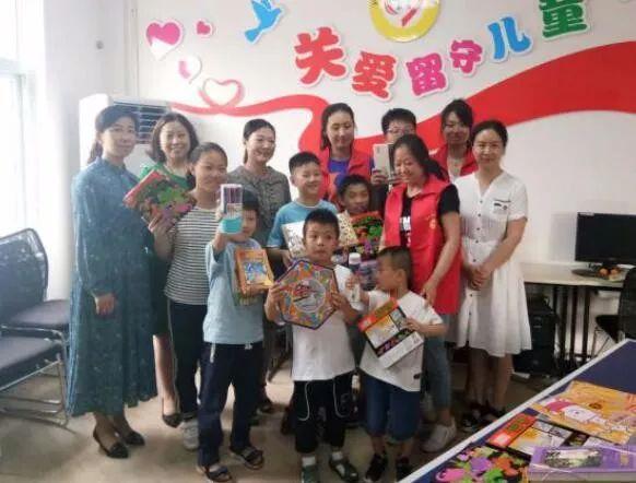 工作重要还是爱情重要游戏画面