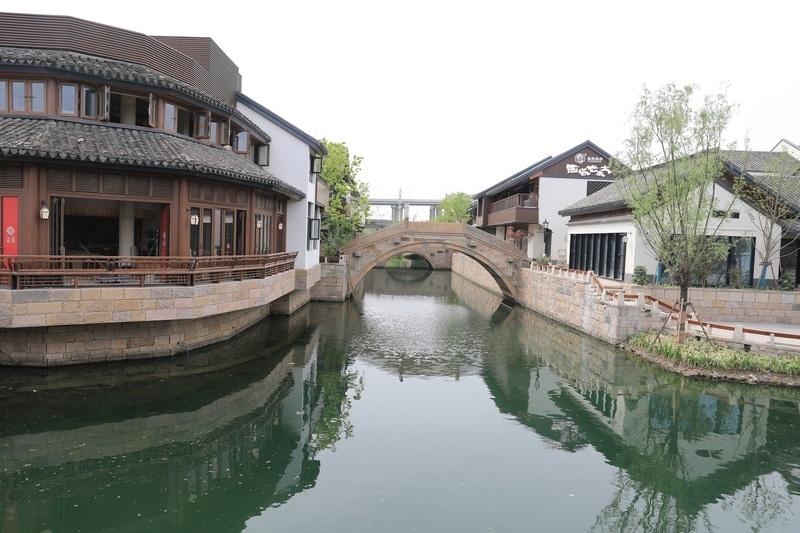 石嘴山市发布通告:春节特定时段可有序燃放烟花爆竹!